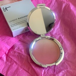 It Cosmetics Ombré Radiance Blush in Love